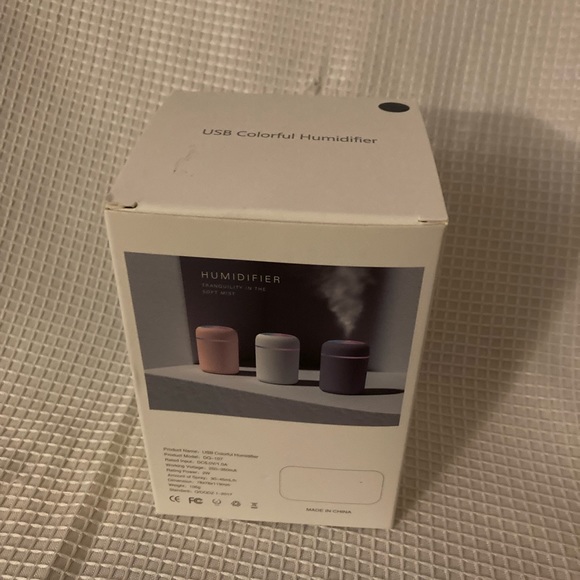 USB Colorful Humidifier: Lights Up, Brand New - Picture 2 of 4